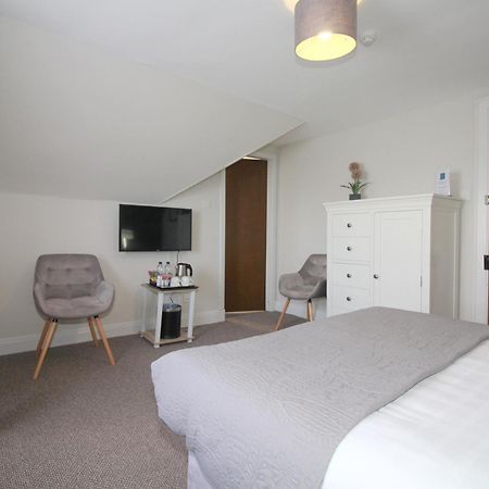 Temple View Hotel Carinish Esterno foto