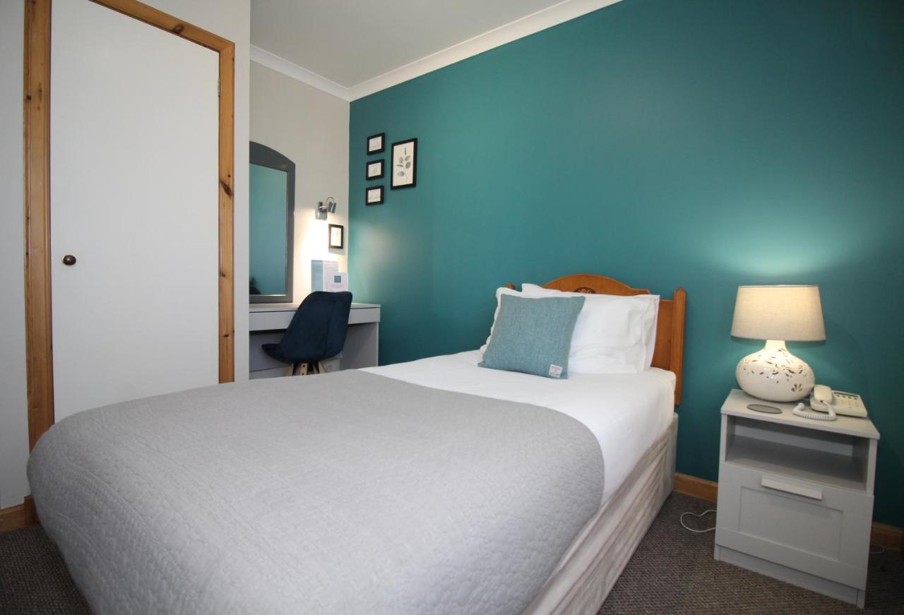 Temple View Hotel Carinish Esterno foto
