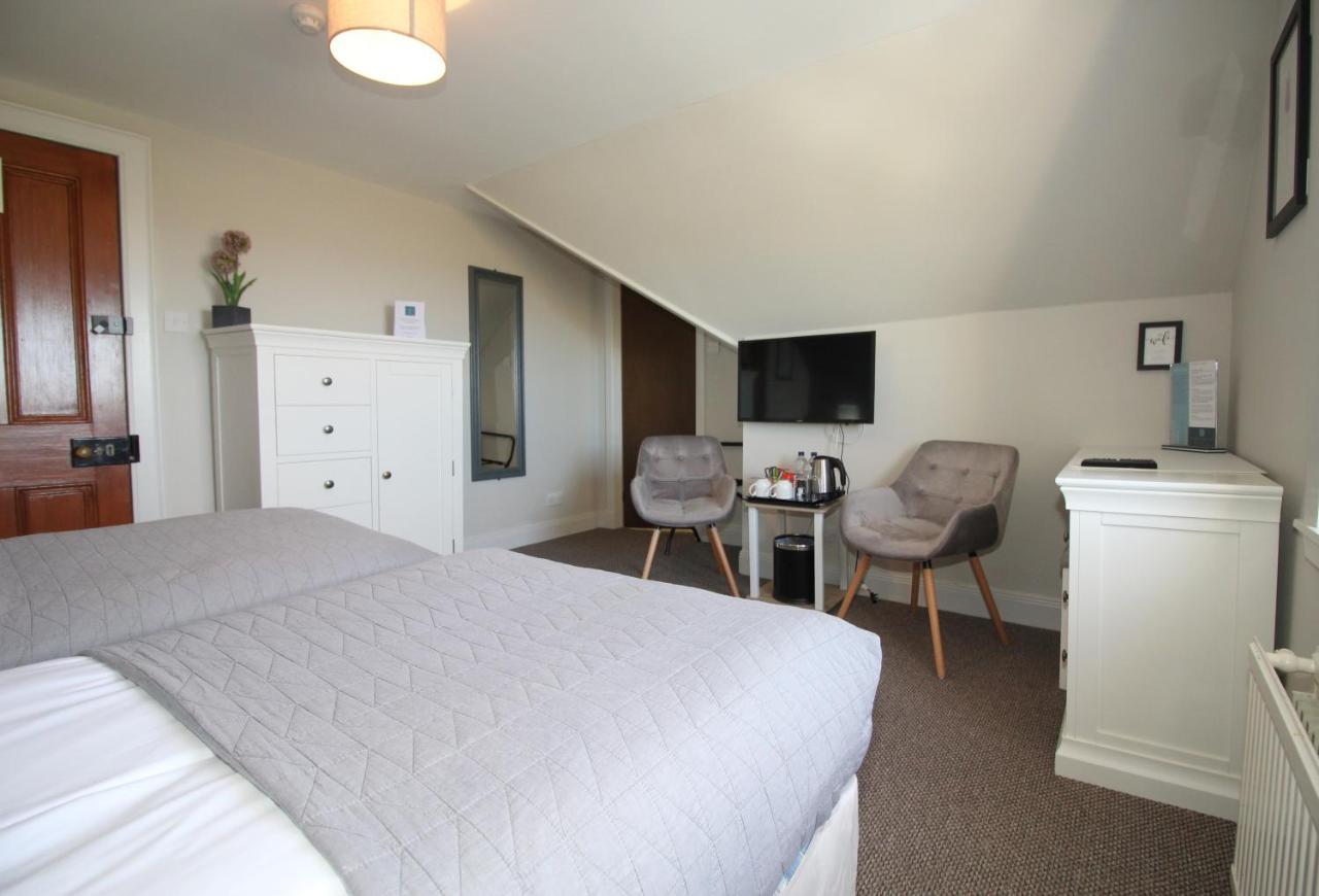 Temple View Hotel Carinish Esterno foto